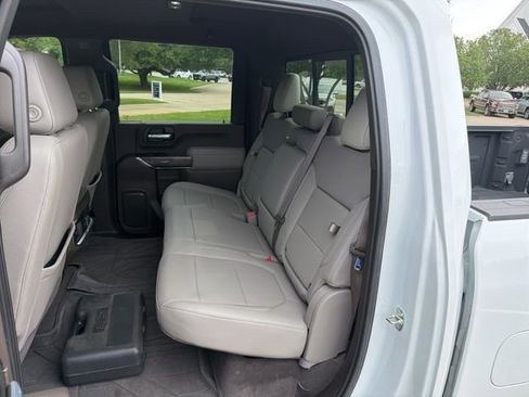 Used 2022 Chevrolet Silverado 2500 LTZ w/ LTZ Convenience Package AWD/4WD image 11