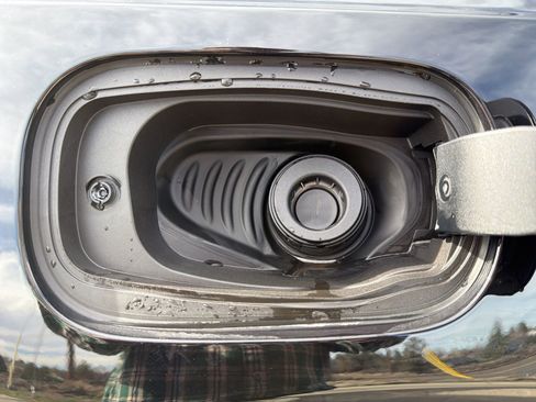 New 2026 Volvo XC90 B5 Core w/ Protection Package Premier image 12