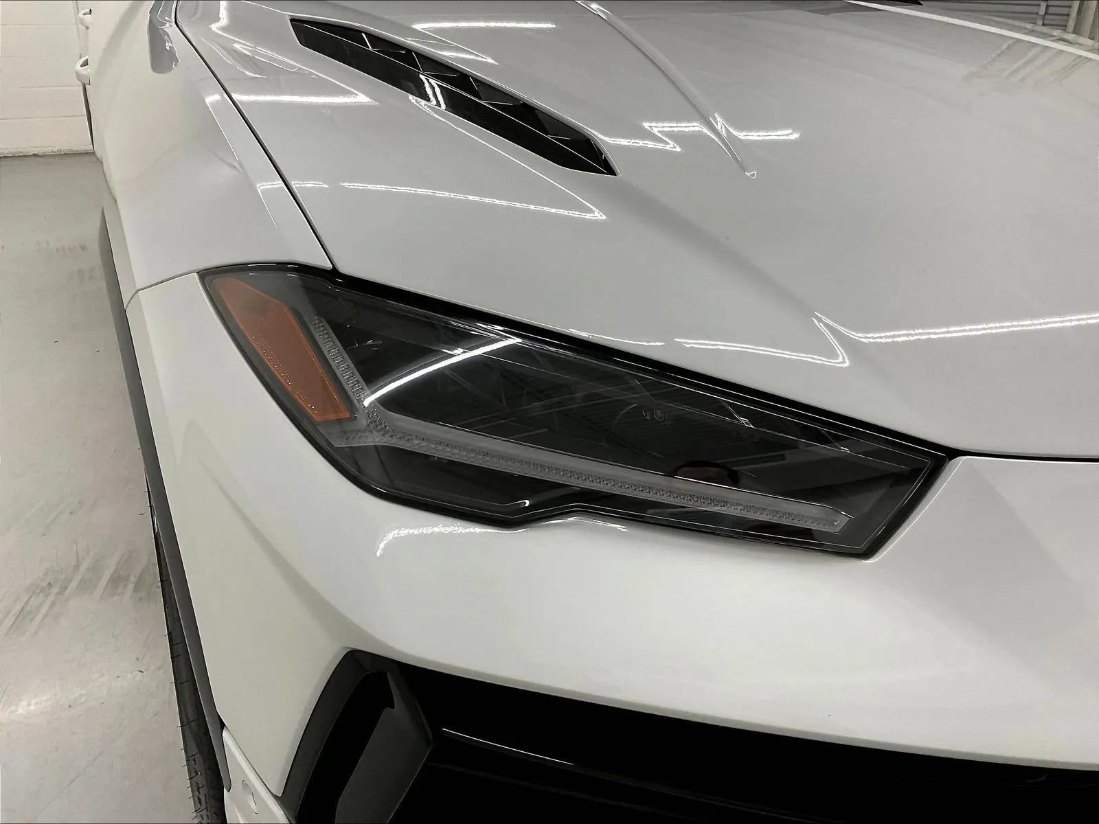 Used 2024 Lamborghini Urus S AWD/4WD image 37