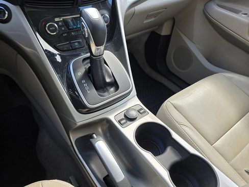 Used 2013 Ford C-MAX SEL image 24