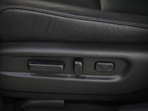Used 2023 Honda Passport EX-L image 25