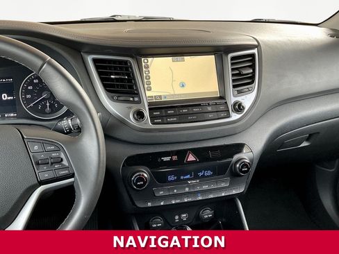 Used 2017 Hyundai Tucson Limited w/ Limited Ultimate Package 03 FWD image 9