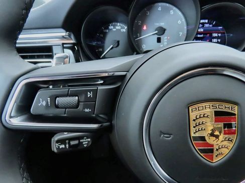 Used 2025 Porsche Macan S AWD/4WD image 13