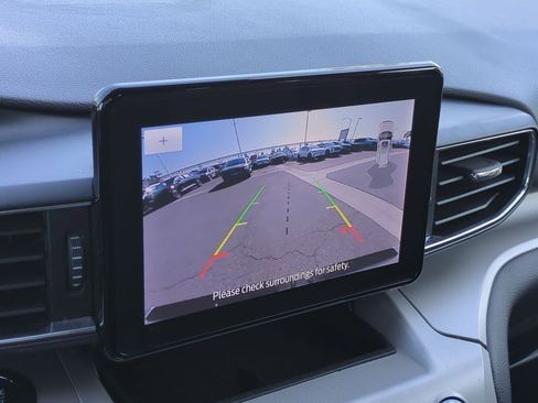 Used 2023 Ford Explorer XLT w/ Equipment Group 202A image 14