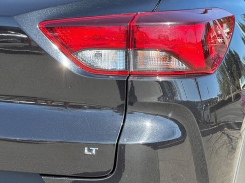 Used 2025 Chevrolet TrailBlazer LT image 11