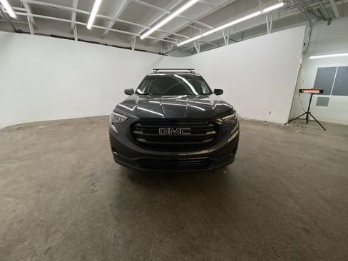 Used 2020 GMC Terrain SLT w/ Preferred Package image 9