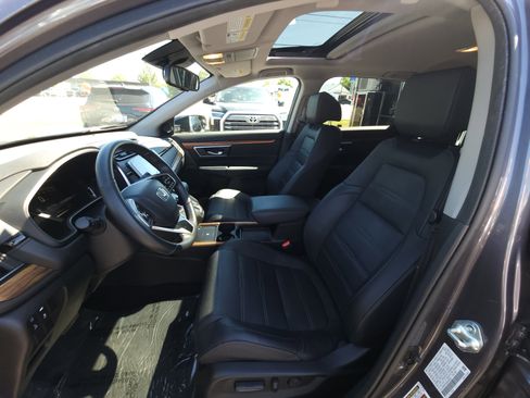 Used 2021 Honda CR-V Touring image 17