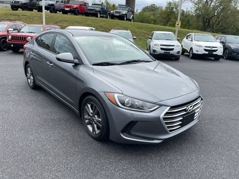 Used 2018 Hyundai Elantra SEL FWD image 2