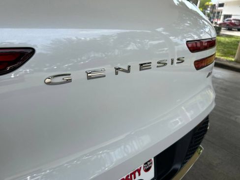 Used 2025 Genesis GV70 2.5T AWD/4WD image 20
