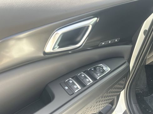 New 2026 Kia Carnival SX FWD image 16
