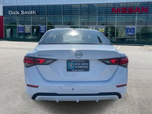 New 2025 Nissan Sentra SV image 5