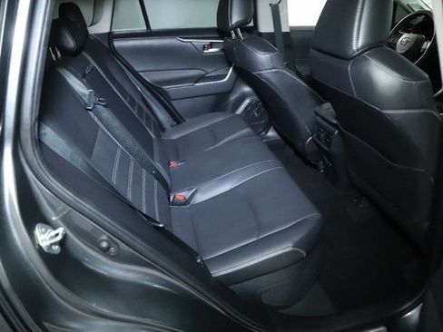 Used 2023 Toyota RAV4 XLE Premium AWD/4WD image 37