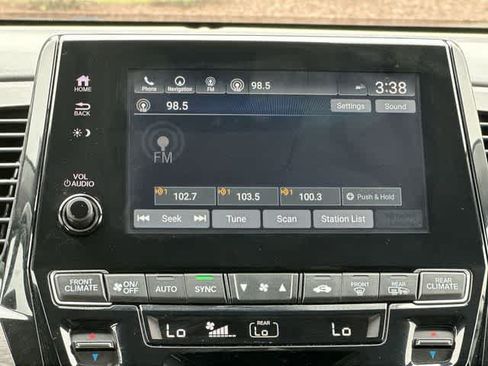 Used 2023 Honda Odyssey Touring image 12