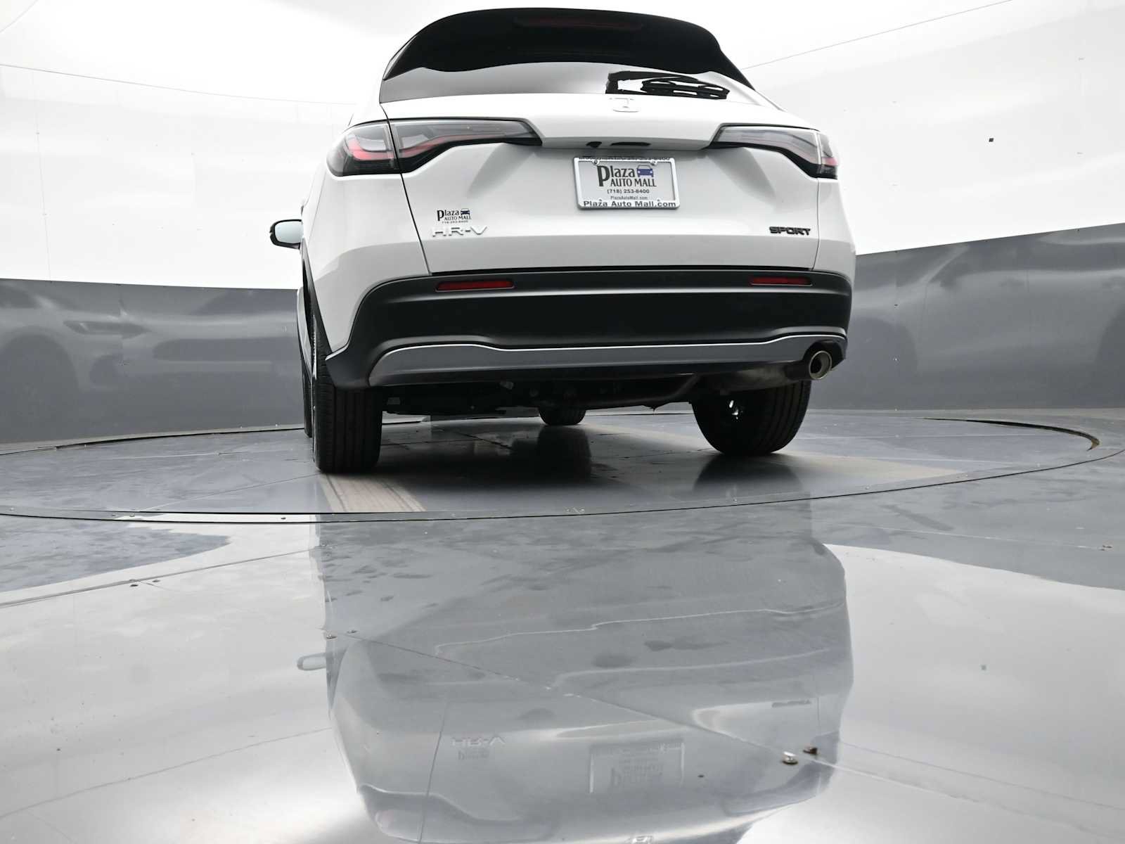 Certified 2025 Honda HR-V Sport image 29