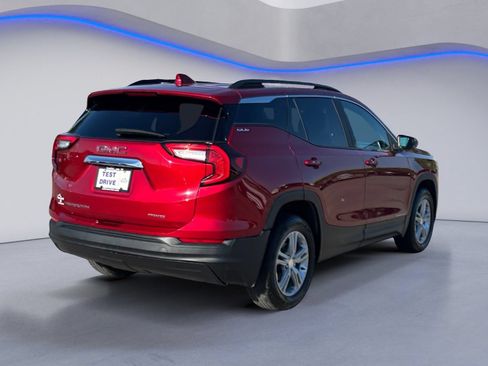 Used 2023 GMC Terrain SLE w/ Driver Convenience Package AWD/4WD image 6