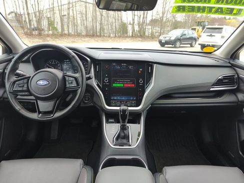 Used 2025 Subaru Outback Onyx Edition AWD/4WD image 15