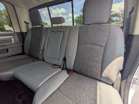 Used 2019 RAM 1500 Big Horn RWD image 7