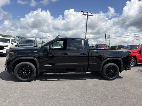 Used 2025 GMC Sierra 1500 Elevation AWD/4WD image 12