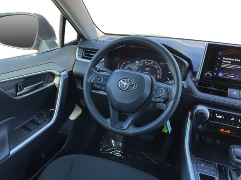 Used 2023 Toyota RAV4 LE FWD image 11