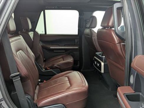 Used 2024 Ford Expedition Limited RWD image 21
