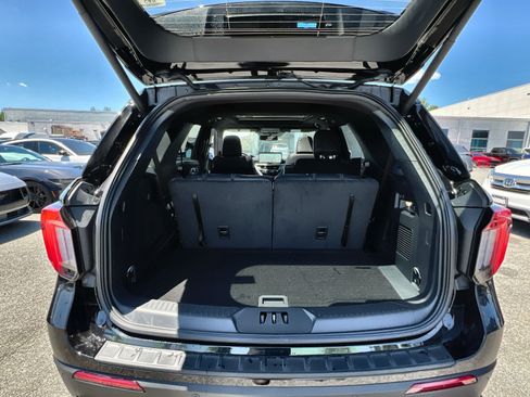 New 2026 Ford Explorer ST-Line w/ ST-Line Street Pack AWD/4WD image 35