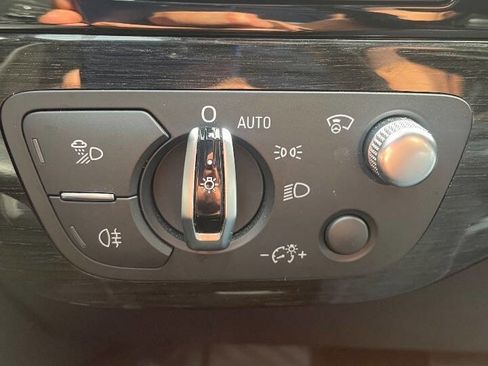 Used 2017 Audi Q7 3.0T Prestige AWD/4WD image 21