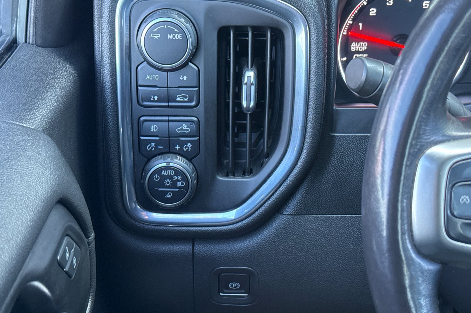 Used 2021 Chevrolet Silverado 1500 RST w/ All Star Edition Plus AWD/4WD image 39