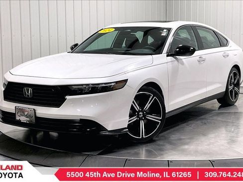 Used 2024 Honda Accord Sport image 1