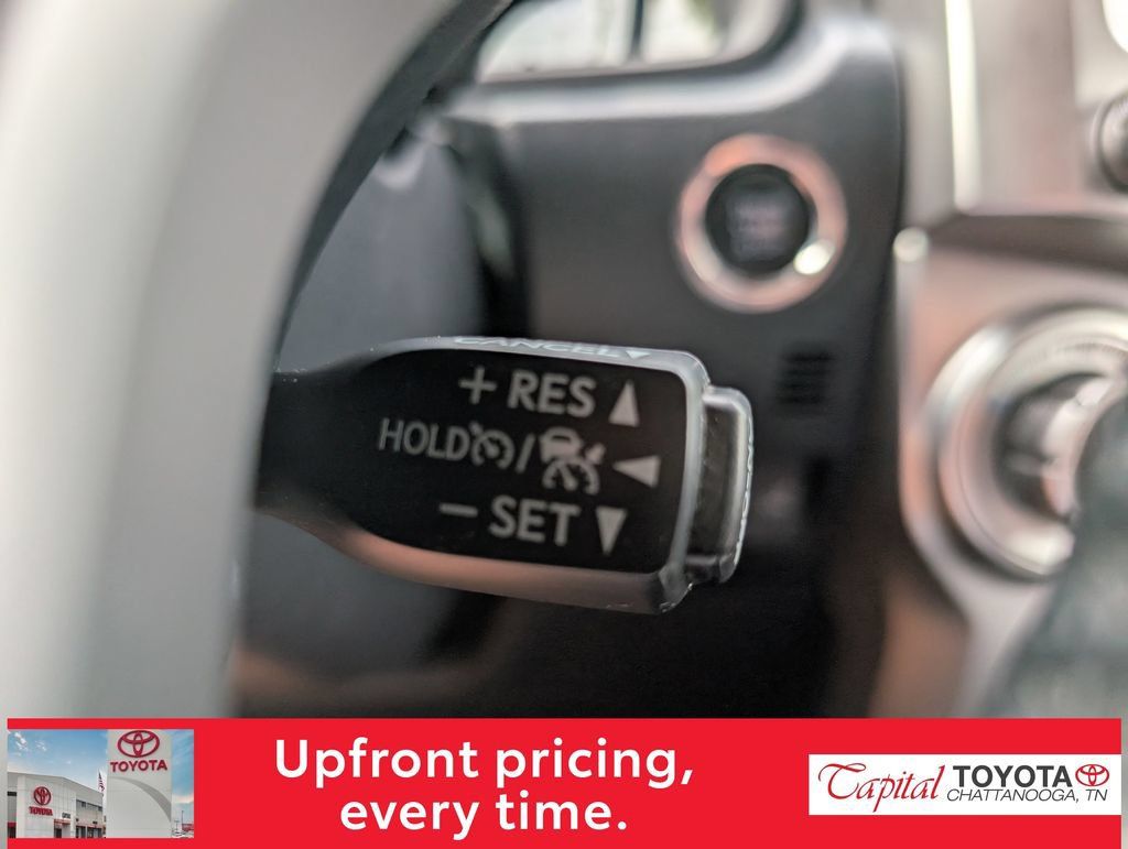 Used 2023 Toyota 4Runner Limited AWD/4WD image 18