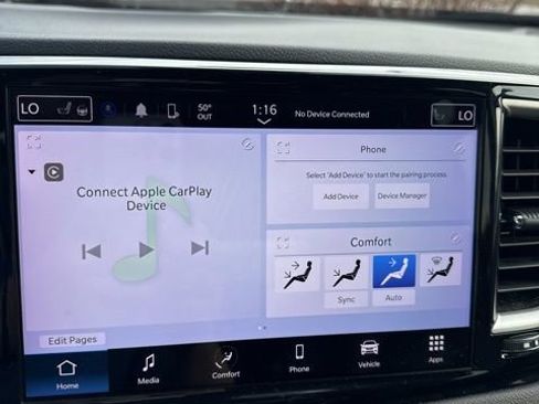 Used 2023 Chrysler Pacifica Touring-L image 4