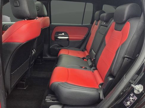 Used 2022 Mercedes-Benz GLB 35 AMG 4MATIC image 13