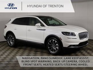 Used 2022 Lincoln Nautilus Reserve video 1