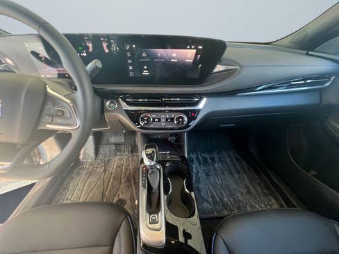 Used 2025 Buick Envista Sport Touring w/ Convenience II Package image 12