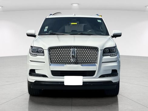 Used 2022 Lincoln Navigator Reserve AWD/4WD image 8
