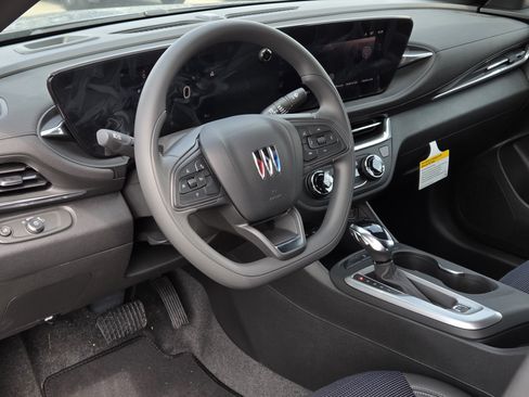 New 2026 Buick Envista Preferred FWD image 15