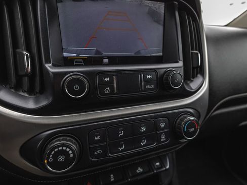 Used 2019 GMC Canyon SLE AWD/4WD image 19