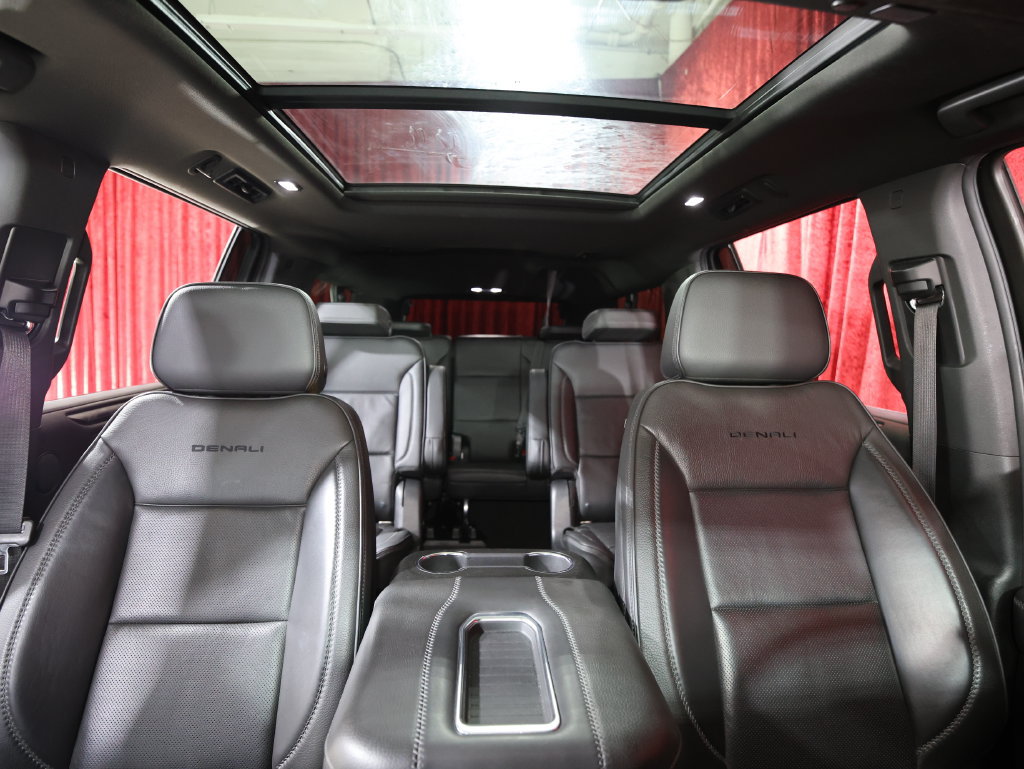 Used 2022 GMC Yukon XL Denali AWD/4WD image 31