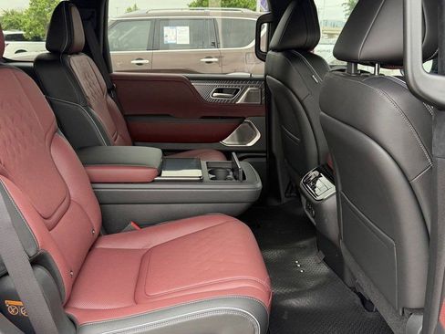 New 2026 INFINITI QX80 Autograph AWD/4WD image 26