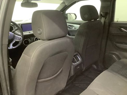 Used 2019 Chevrolet Blazer LT image 8