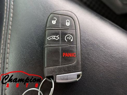 Used 2021 Dodge Challenger SXT w/ Driver Convenience Group image 29