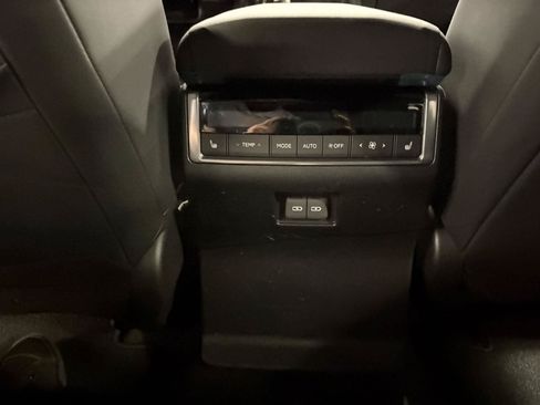 Used 2026 Lexus GX 550 w/ Cold Area Package AWD/4WD image 33