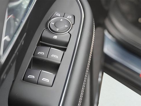 New 2026 Buick Envision Sport Touring image 21