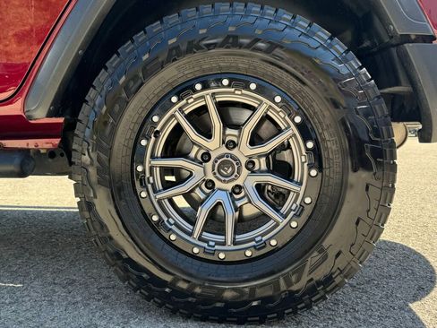 Used 2022 Jeep Wrangler Unlimited Sport image 10