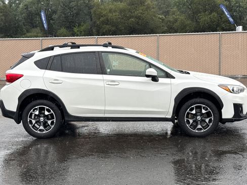 Used 2018 Subaru Crosstrek 2.0i Premium w/ Eyesight System AWD/4WD image 2