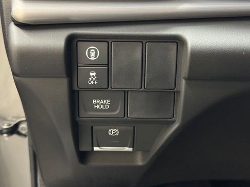 Used 2024 Acura RDX SH-AWD image 17