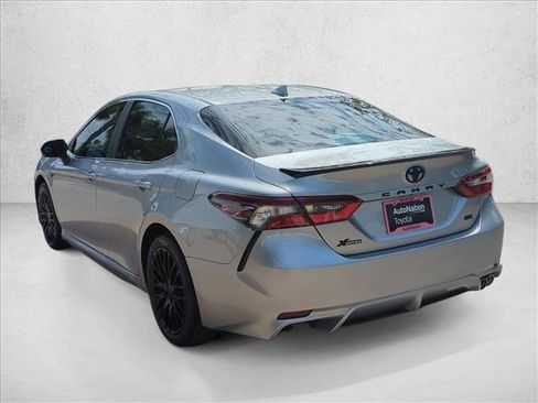 Used 2023 Toyota Camry SE FWD image 7