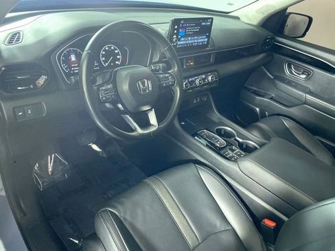 Used 2024 Honda Pilot Touring image 4