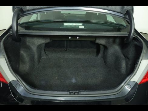 Used 2015 Toyota Camry SE image 7