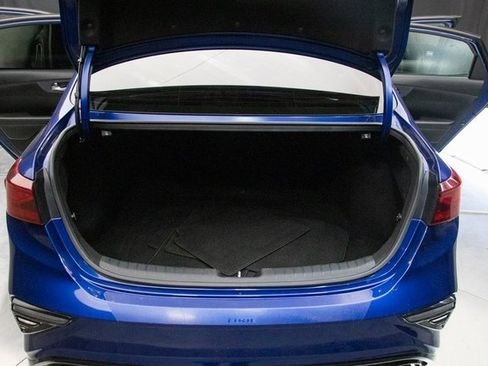 Used 2020 Kia Forte LXS image 19