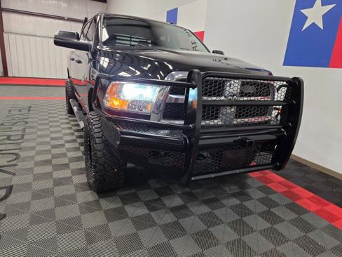 Used 2017 RAM 2500 Tradesman w/ Chrome Appearance Group AWD/4WD image 22